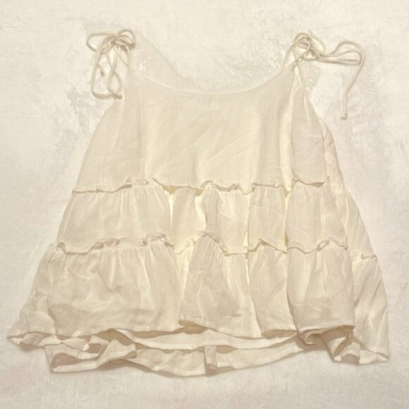 Tops - VINTAGE white ruffle tiered tank top
